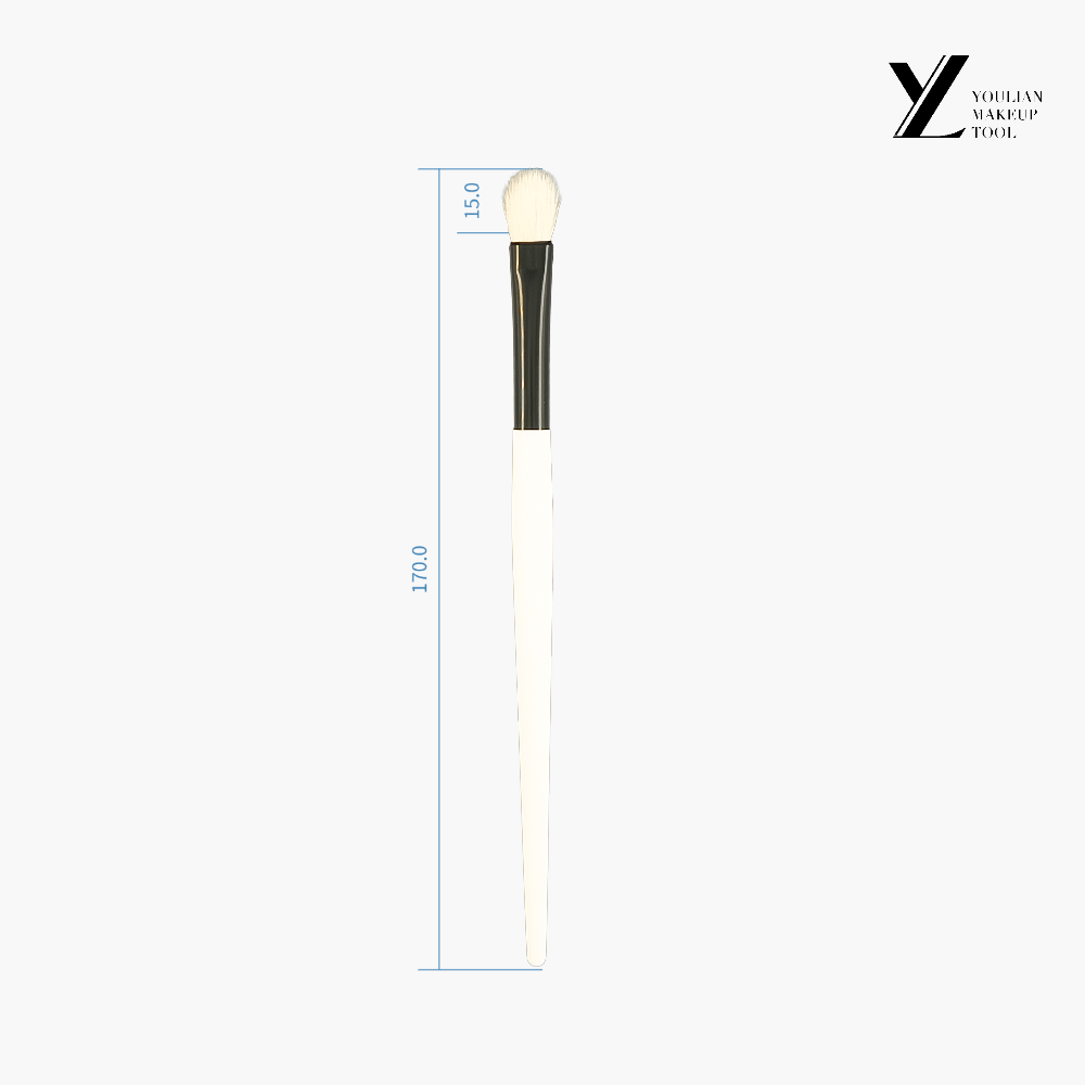 Rounded Eye Brush